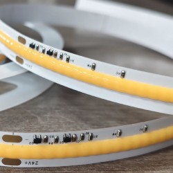 Spotless COB Dim To Warm Strip 3.35W, 167LM/FT